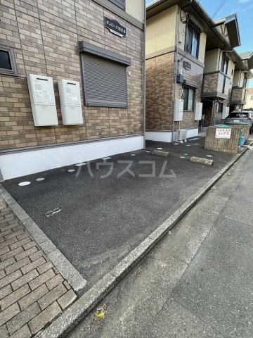20/26 駐車場