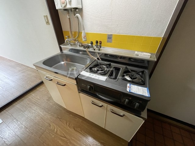 14/30 キッチン
