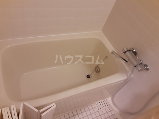 17/30 浴室
