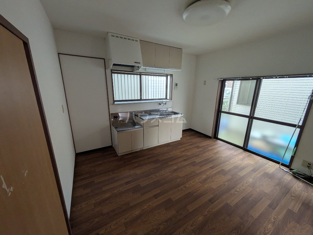 13/30 室内