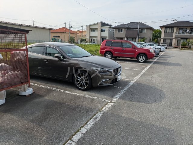21/22 駐車場