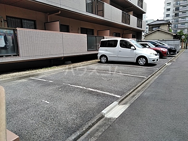 8/16 駐車場