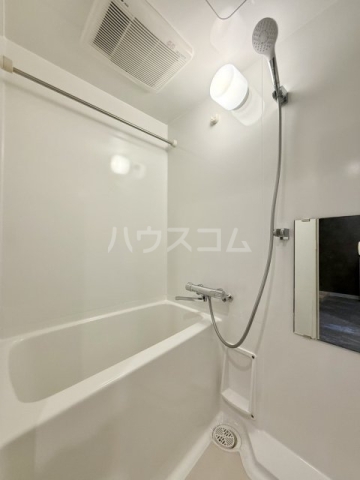 13/30 浴室