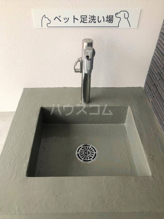 2/5 エントランス