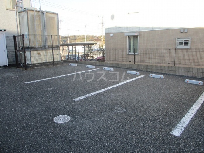 9/10 駐車場