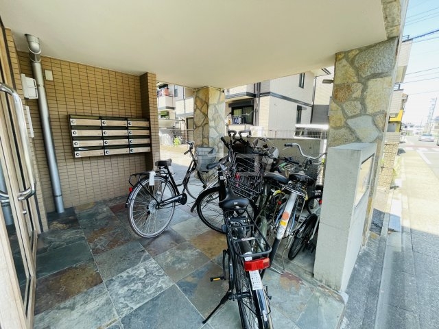 17/22 エントランス