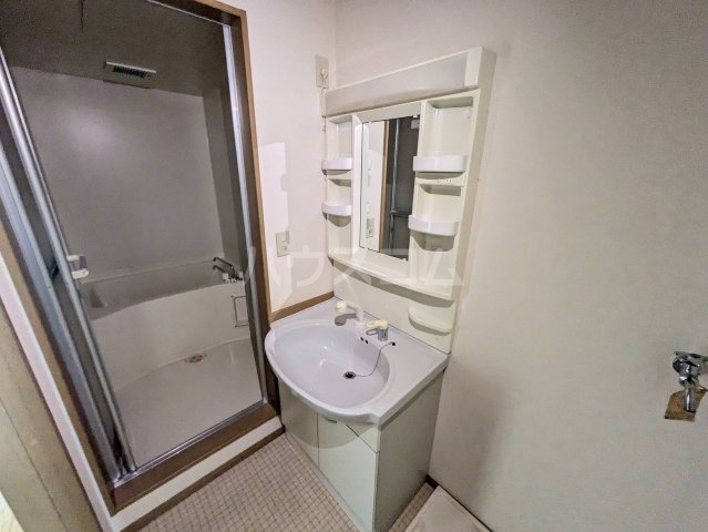 18/30 洗面