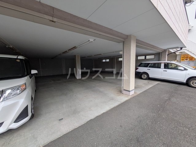 29/30 駐車場