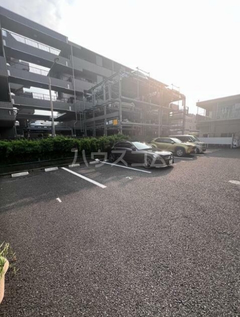 2/12 駐車場