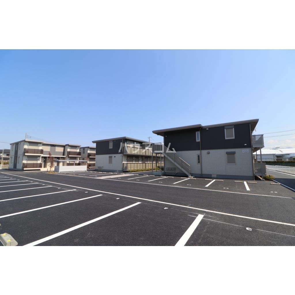 14/22 駐車場