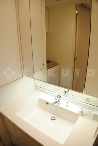 13/30 洗面