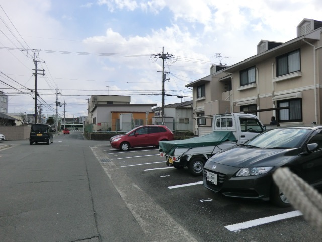 22/30 駐車場