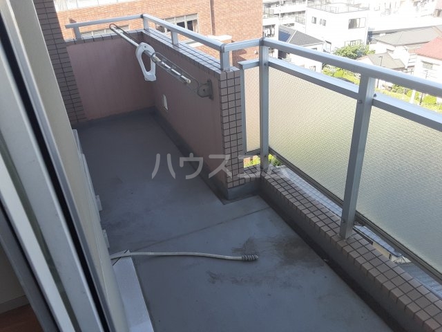 20/30 バルコニー