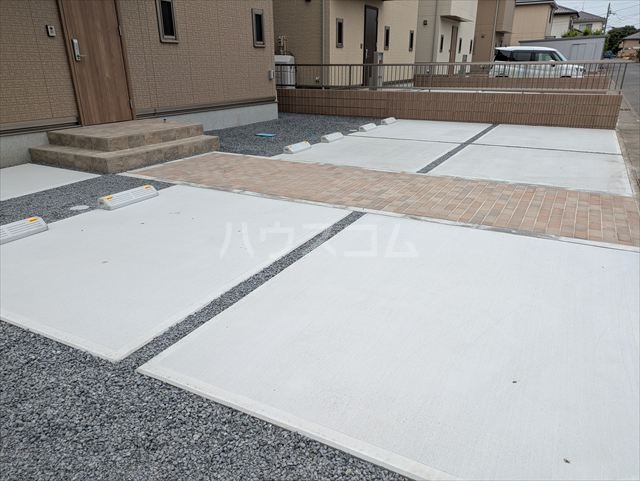 2/10 駐車場