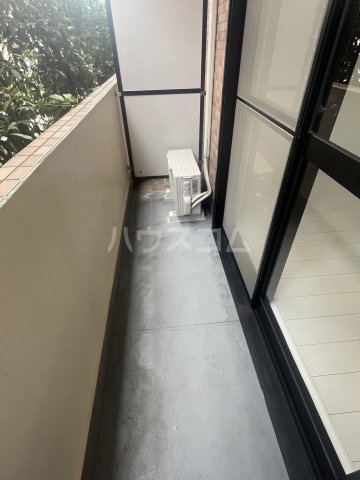 20/30 バルコニー