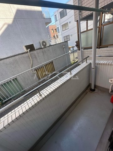 15/28 バルコニー