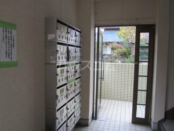 14/22 エントランス