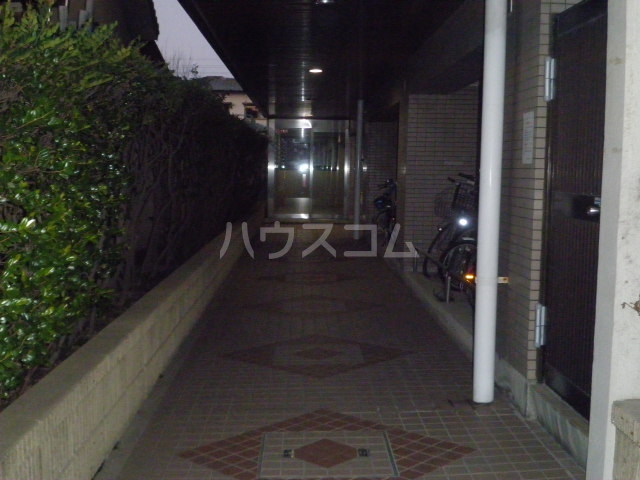 19/21 エントランス