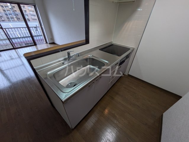 13/30 キッチン