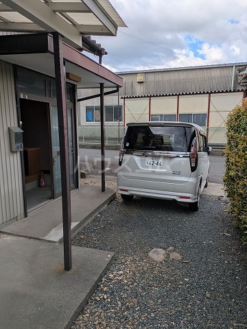 20/21 駐車場