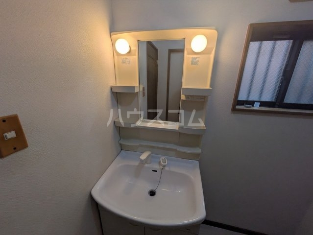 15/30 洗面