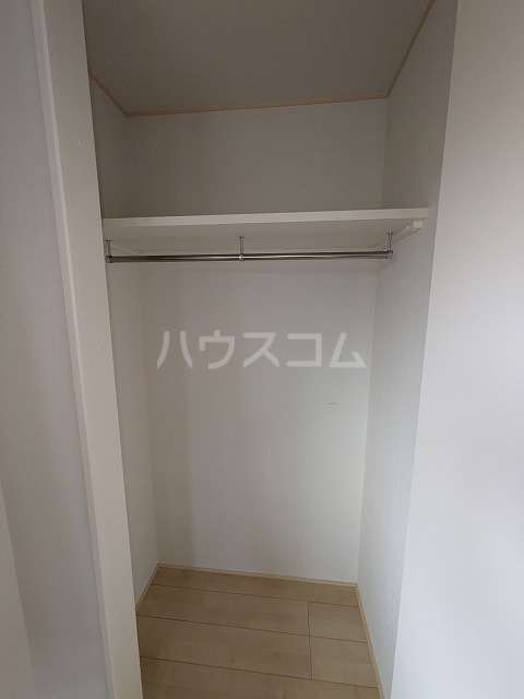 13/30 収納