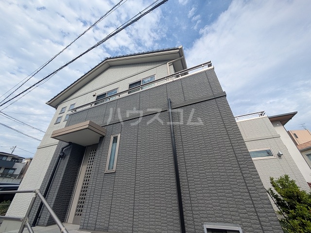 2/4 外観