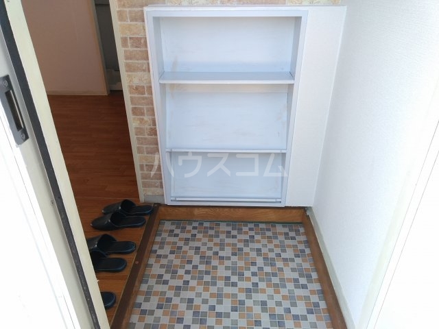 13/30 玄関