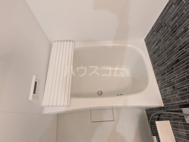 14/30 浴室