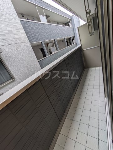 21/30 バルコニー