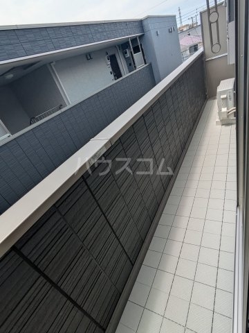 18/30 バルコニー