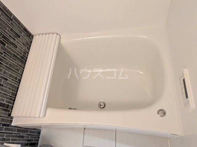 13/30 浴室