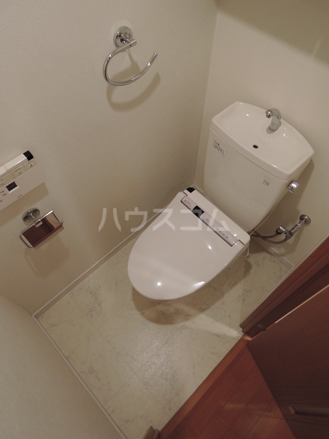 13/30 トイレ