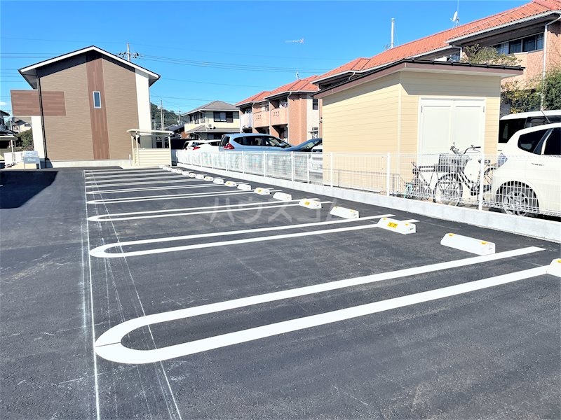 18/19 駐車場