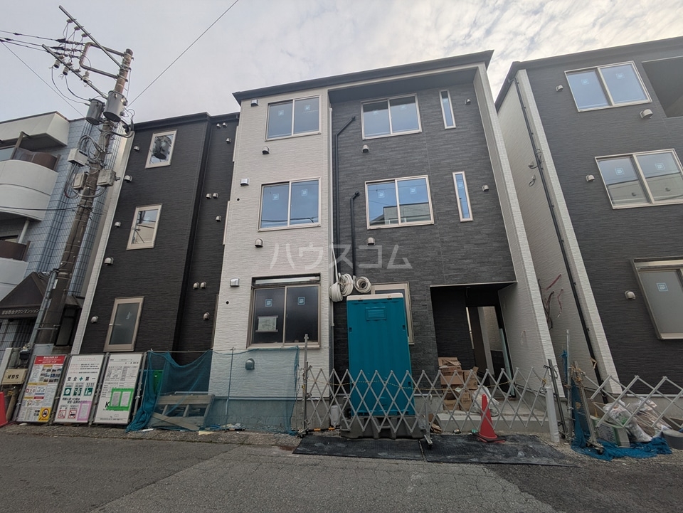 1/11 外観