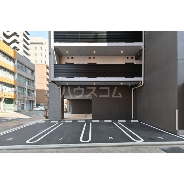 22/29 駐車場