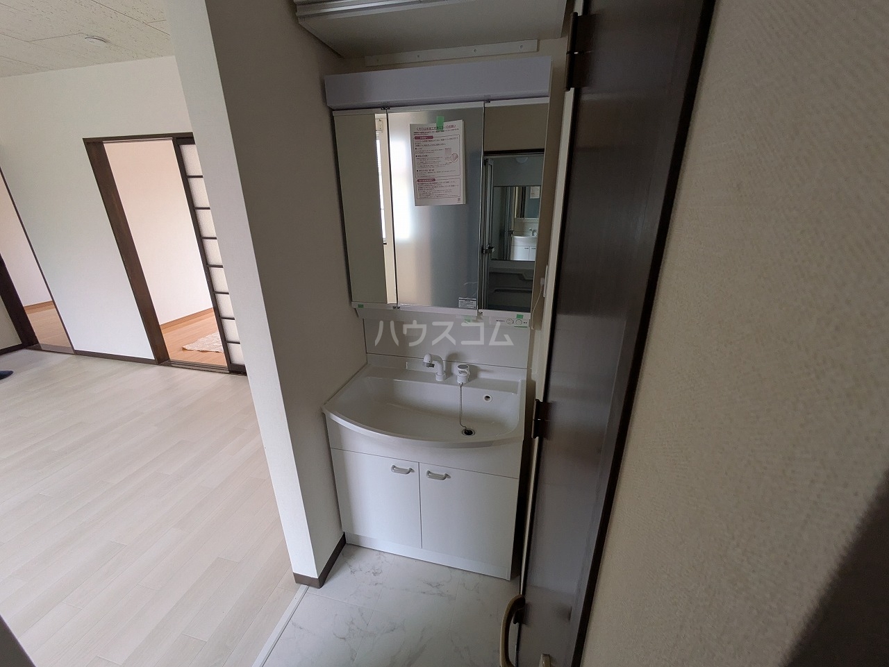 19/28 洗面
