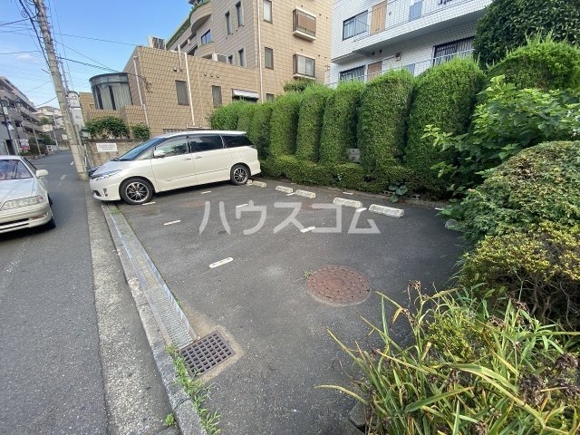14/23 駐車場