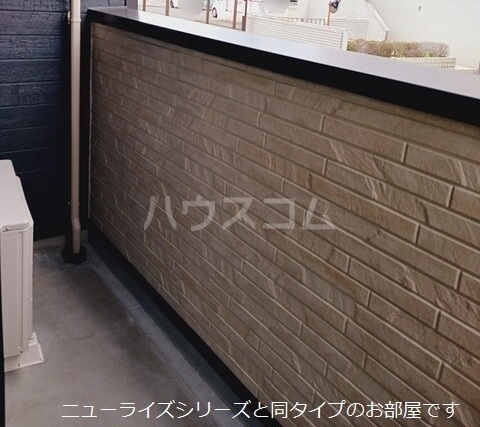 13/23 バルコニー