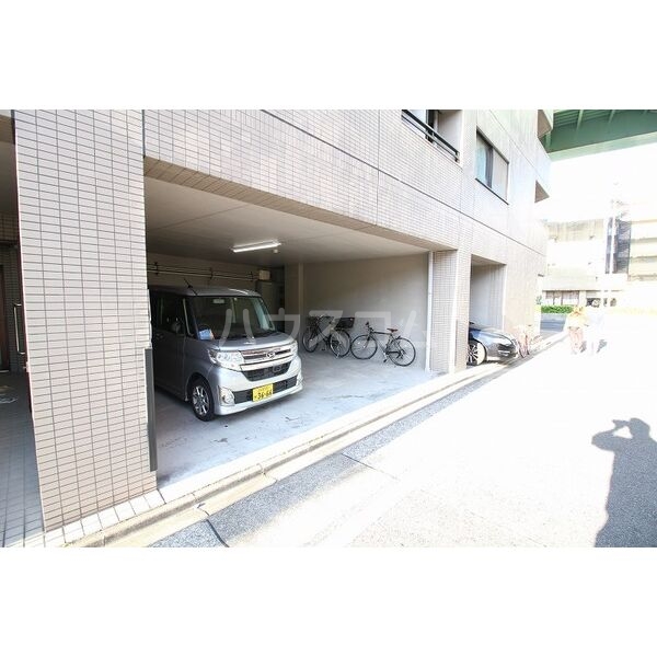 17/24 駐車場