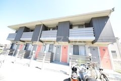 21/30 エントランス