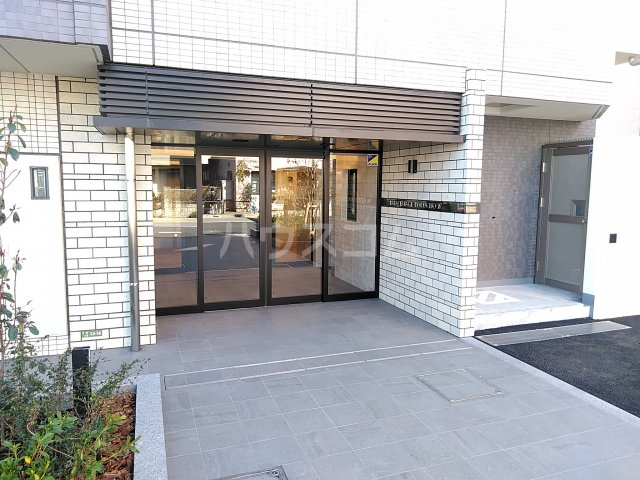 21/24 エントランス
