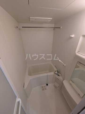 13/30 浴室