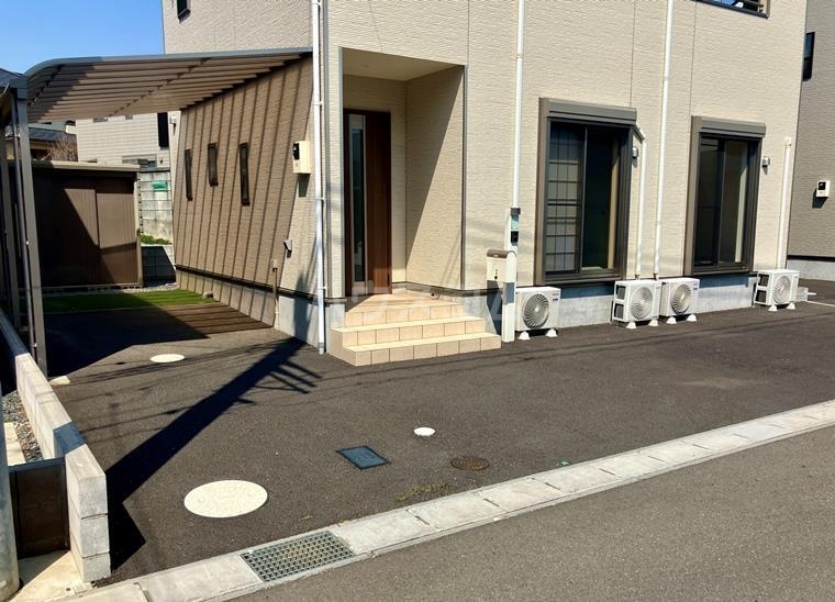 16/22 駐車場
