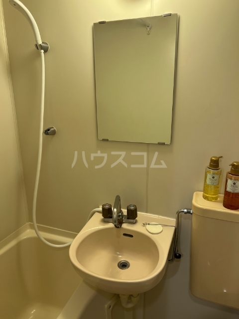 13/30 洗面