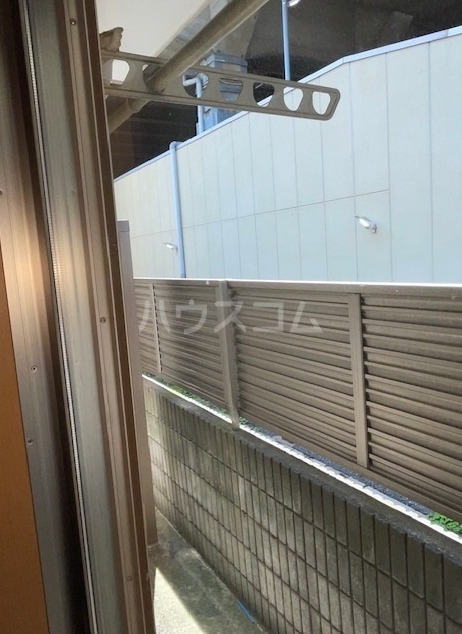22/28 バルコニー