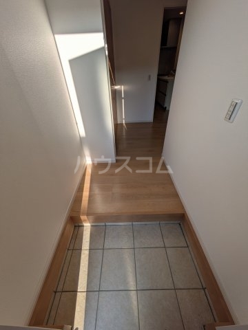 13/30 玄関