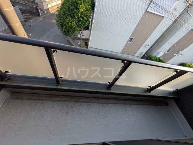 23/30 バルコニー