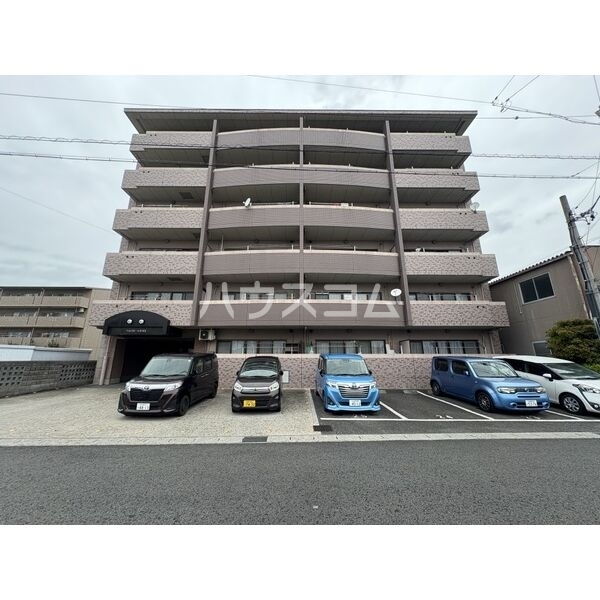 17/25 駐車場