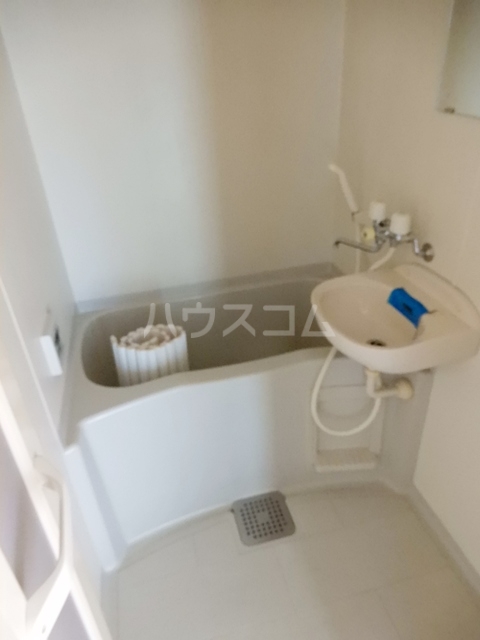 14/27 浴室